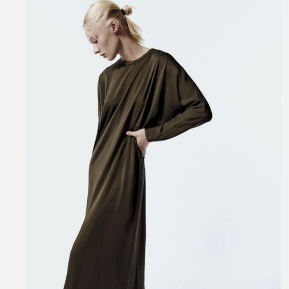 Zara Maxi Dress Dark Olive Green Batwing Sleeve - Picture 1 of 15